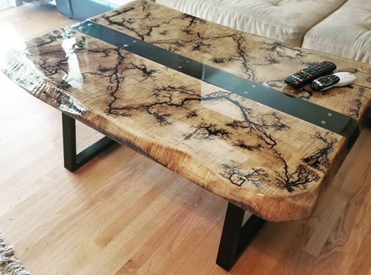 Keo đổ mặt bàn chống nứt